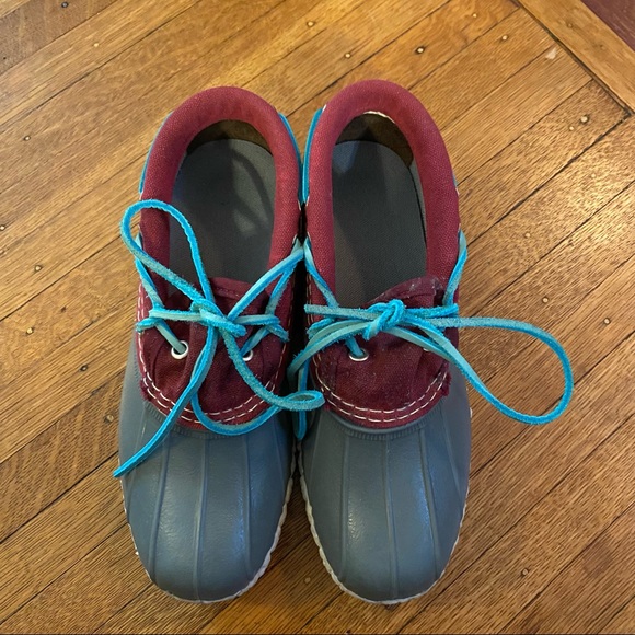 L.L. Bean Signature Women's Waxed Canvas Rubber Mocs - size 6M - Picture 2 of 6